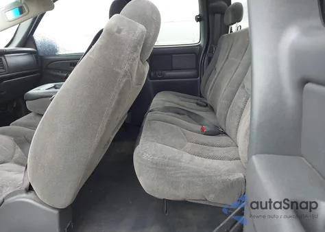 2004 Chevrolet Silverado 1500 Ls from USA, damaged, VIN 2GCEC19VX41197755